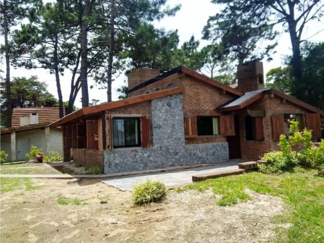Cómoda y practica casa en excelente zona VALERIA DEL MAR 2DA FEBRERO