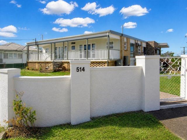 Compact One Bedroom Living in Convenient Camp Hill Location