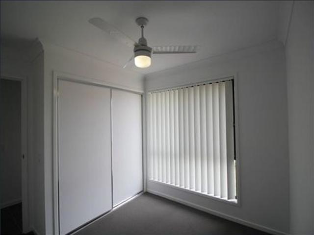 Compact duplex in convenient location!