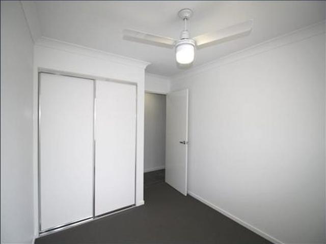 Compact 2 Bedroom Unit with Air Con