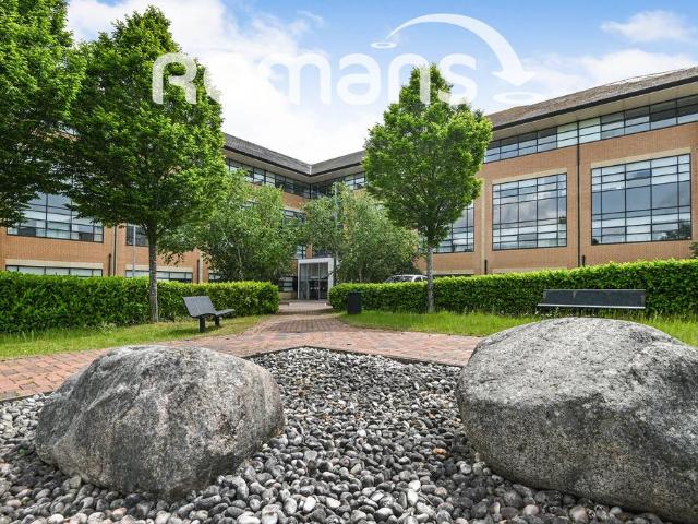 Compass Court, The Boulevard, Cain. 2 bed flat to rent £1,500 pcm £346 pw
