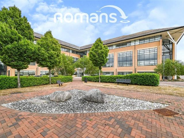 Compass Court, The Boulevard, Cain Road RG12, 1 bed flat to rent, £1,200 pcm | PrimeLocation