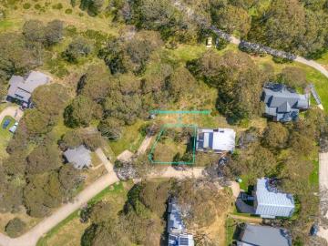 Competitively Priced To Sell, Corner Block with Access from 2 Sides, and Direct Access to the Reserve