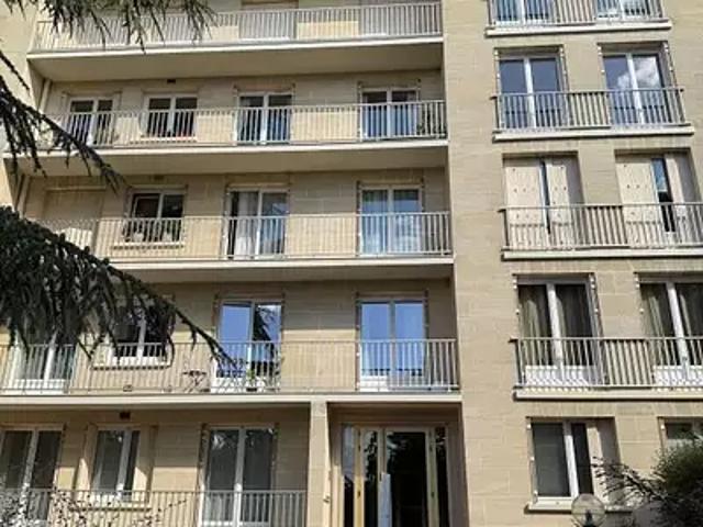 Compiègne 60200 Location appartement 2 pièces t2 cave balcon