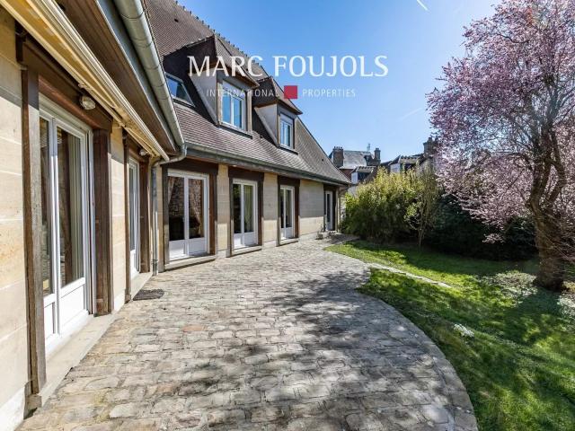 Compiègne Propriété familiale Triangle d'Or 358m² Compiègne