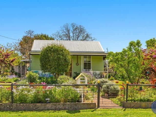 Complete Double Brick Character Home on 1,012sqm