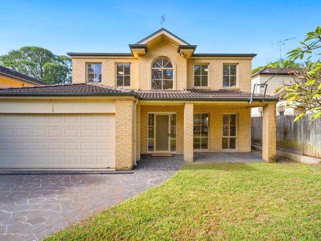 Complete Family Package in an Outstanding Location!