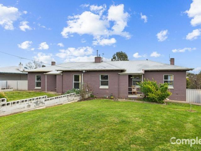 Complete Real Estate Marika Hart