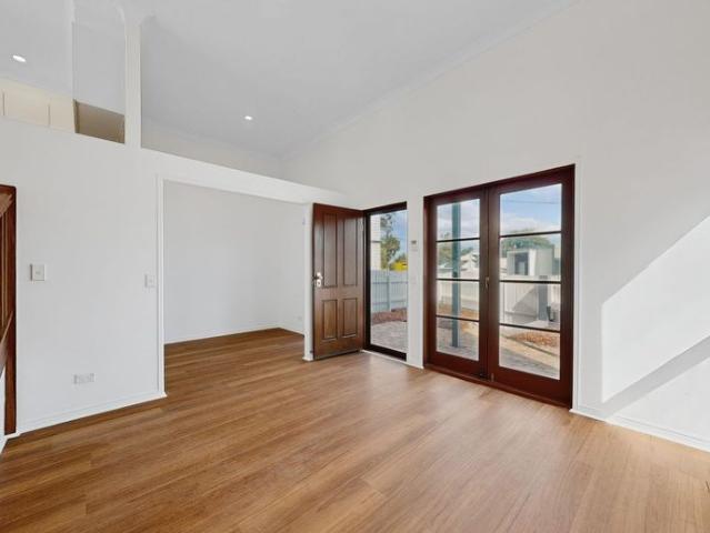 Completely Renovated Freestanding Townhouse in Prime Indooroopilly Location!