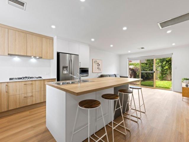 Completely renovated, fully furnished contemporary family home, beachside lifestyle