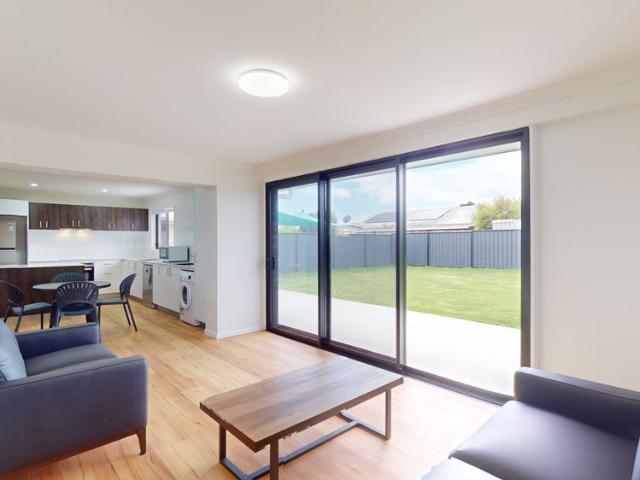 Completely Renovated Furnished Ensuite Rooms