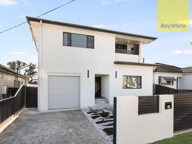 Completely Renovated Luxury Family Home with Premium Finishes