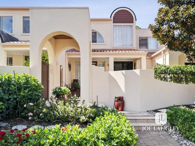 Completely transformed Villa in the prestigious Cascades