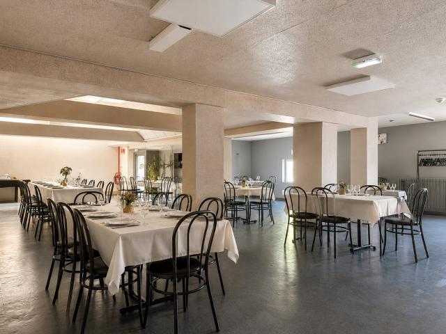 Complexe hôtelier Restaurant Événementiel avec hébergeme. 1310m² Sagy