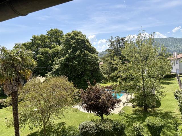 Complexe immobilier avec terrain clos et piscine 252m² Labarthe Rivière