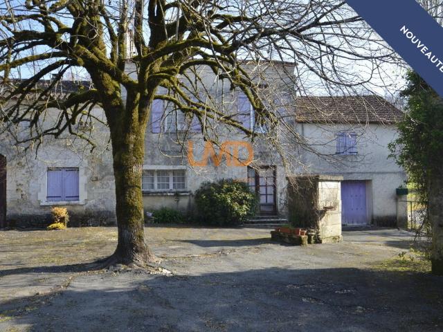 Complexe immobilier à rénover, avec habitation de 150 m², au cal