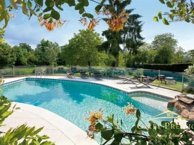 Complexe immobilier 25 MIN AMBERIEU EN BUGEY