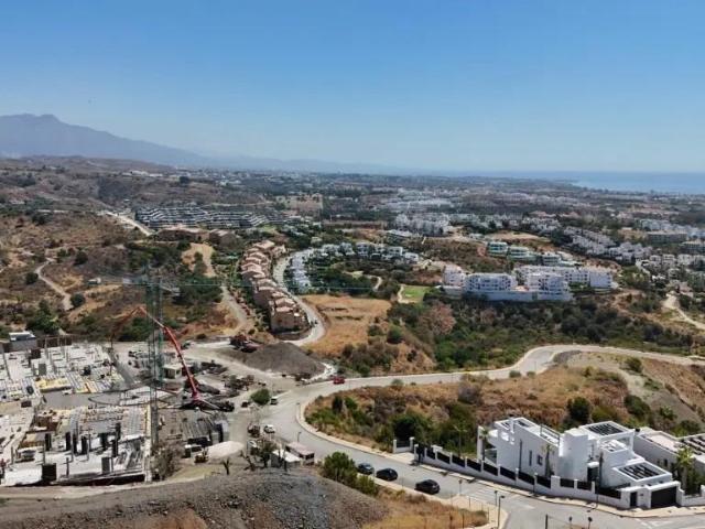 COMPLEJO RESIDENCIAL DE OBRA NUEVA CERCA DE ESTEPONA& 13 & 1. 204m² Estepona