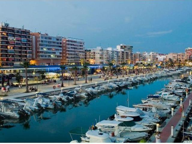 COMPLEJO RESIDENCIAL DE OBRA NUEVA EN SANTA POLA