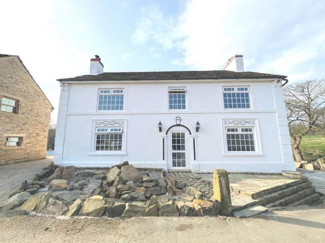 Compstall, Stockport 5 bed detached house to rent £3,250 pcm £750 pw