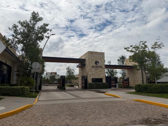 COMPRA TERRENO EN CONDOMINIO ALMENA 24MR
