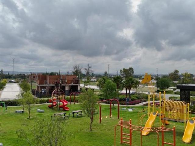 COMPRA TERRENO EN HACIENDA PARAISO 24MR