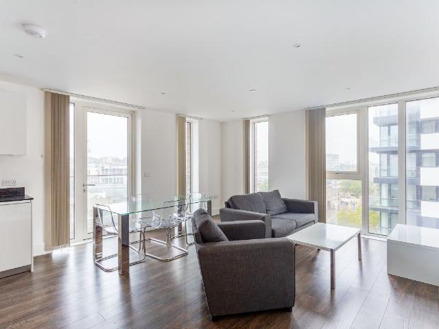 Compton House, Woolwich Arsenal SE18, 2 bed flat to rent, £2,500 pcm | PrimeLocation