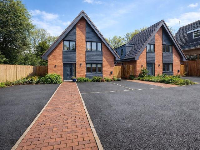 Compton Road West, Wolverhampton, West Midlands WV3, 3 bed detached house to rent, £2,200 pcm | PrimeLocation
