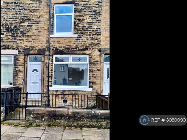 Compton St, Bradford, BD4 2 bed terraced house to rent £850 pcm £196 pw