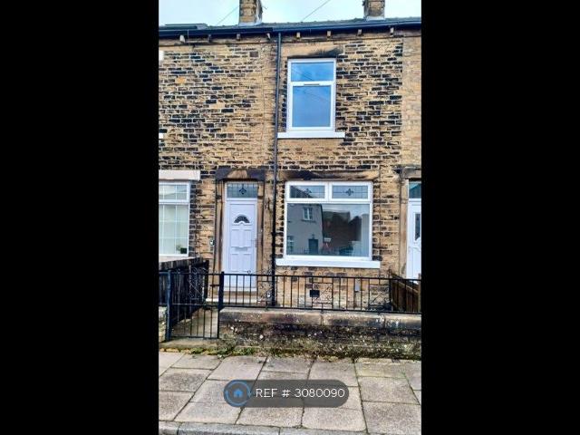 Compton St, Bradford BD4, 2 bed terraced house to rent, £850 pcm | PrimeLocation