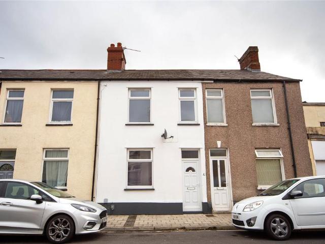 Compton Street, Cardiff, CF11 6SX 3 bed terraced house to rent £1,295 pcm £299 pw