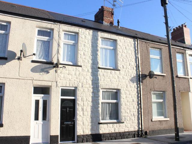 Compton Street, Grangetown, Cardiff CF11, 3 bed terraced house to rent, £1,100 pcm | PrimeLocation
