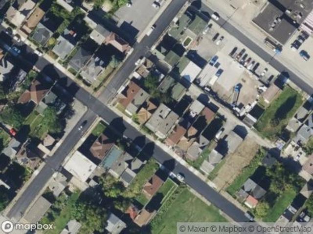 Comrie Ave