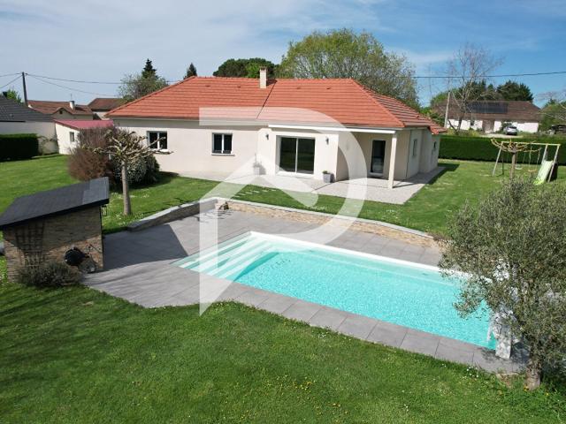 Contemporaine de 110 m² sur un terrain de 2 200 m² 110m² Hagetaubin