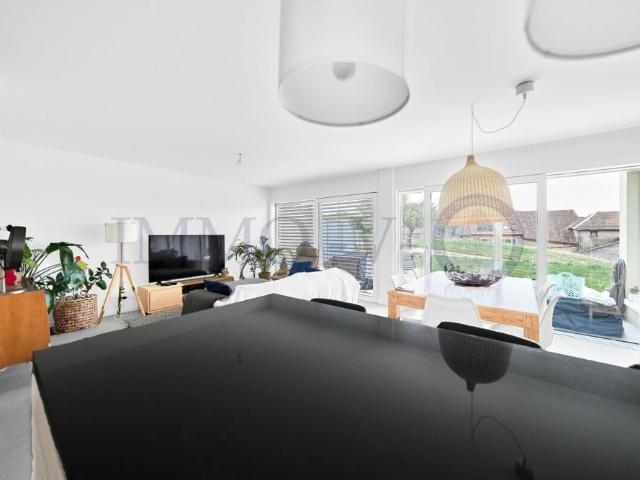 CONTEMPORAINE ET SPACIEUSE AVEC JARDIN AVEC SITUATION IDEALE