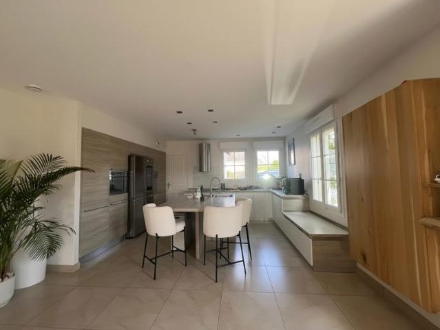 CONTEMPORAINE SANS TRAVAUX