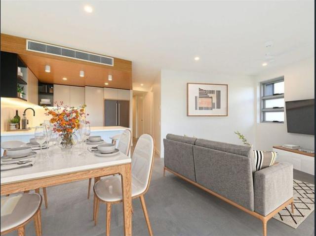 Contemporary 3 Bedroom Apartment in Alexandra Parade!