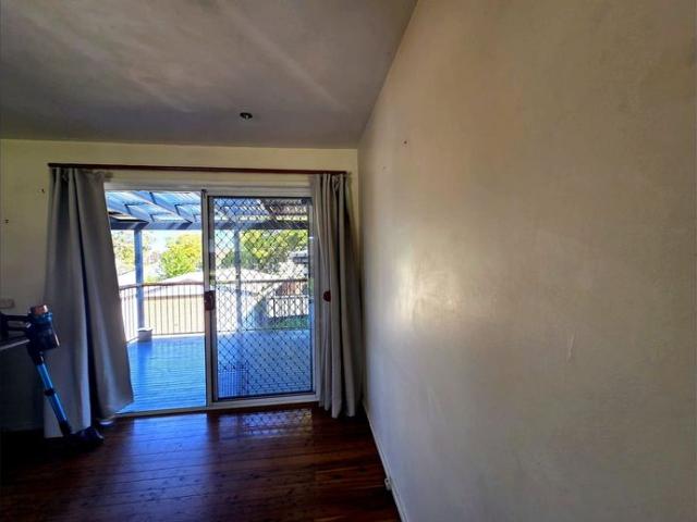 Contemporary 3 Bedroom Home in a Convenient Location