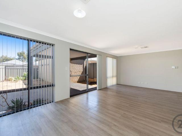 Contemporary 3 Bedroom Living Close to Everything
