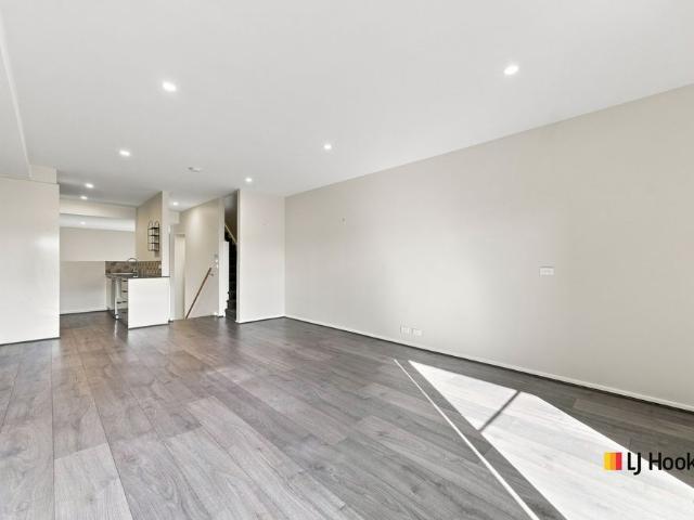 Contemporary 3 Bedroom Townhouse