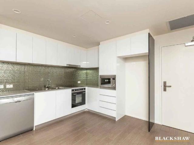 Contemporary 1 Bedroom Apartment close to the City
