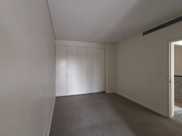 Contemporary 2 bedroom apartment with City View