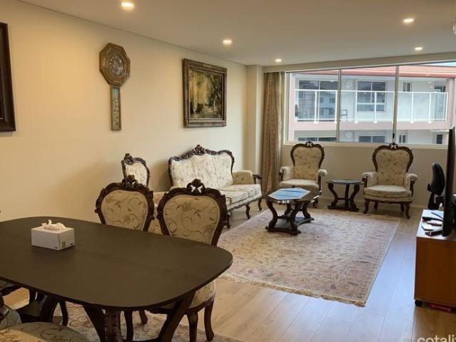 Contemporary 2 Bedroom Apartment in Lifestyle Setting