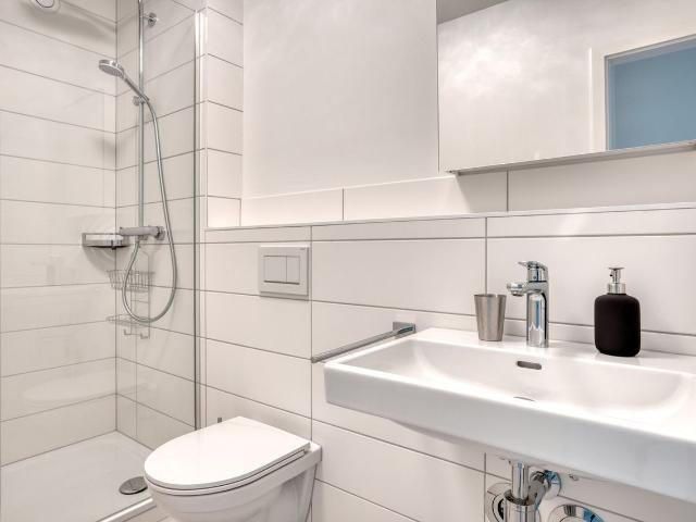 Contemporary 2 Bedroom Furnished Apartment in Basel Matthäus, Basel Amsterdam Apartments for Rent