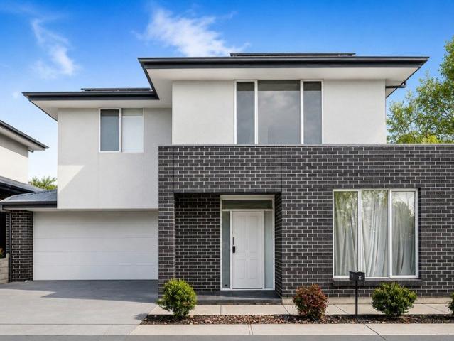 Contemporary 4 Bedroom Home in a Prime Eastern Suburbs Location