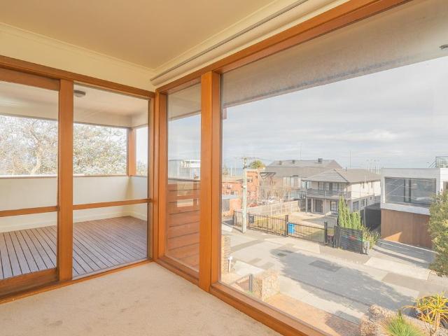 Contemporary 4 Bedroom Home with Studio and Bay Views