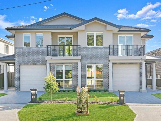 Contemporary 4 Bedroom + Studyroom Duplex