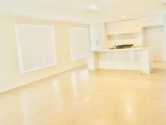 Contemporary 4x2 Family Residence in Baldivis