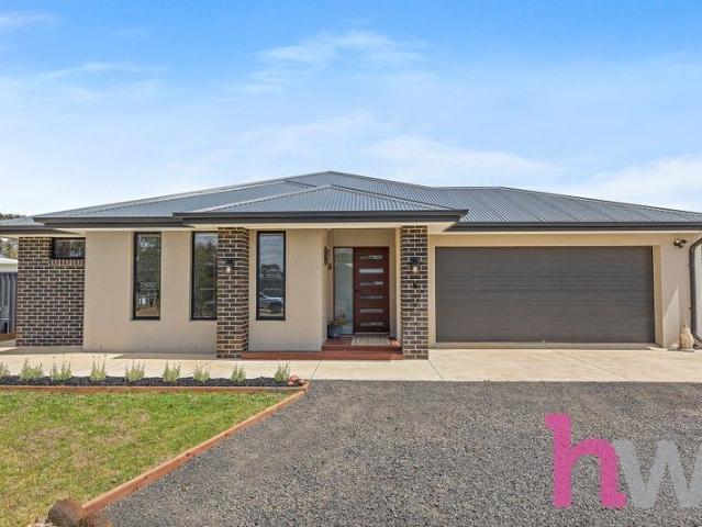 Uninterrupted bushland views the lifestyle you've been dreaming of