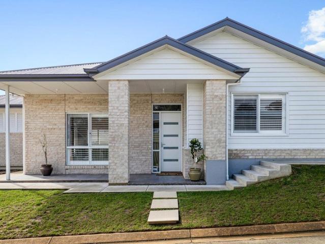 Contemporary Country Luxury | A Fairmont Family Home Built to Indulge